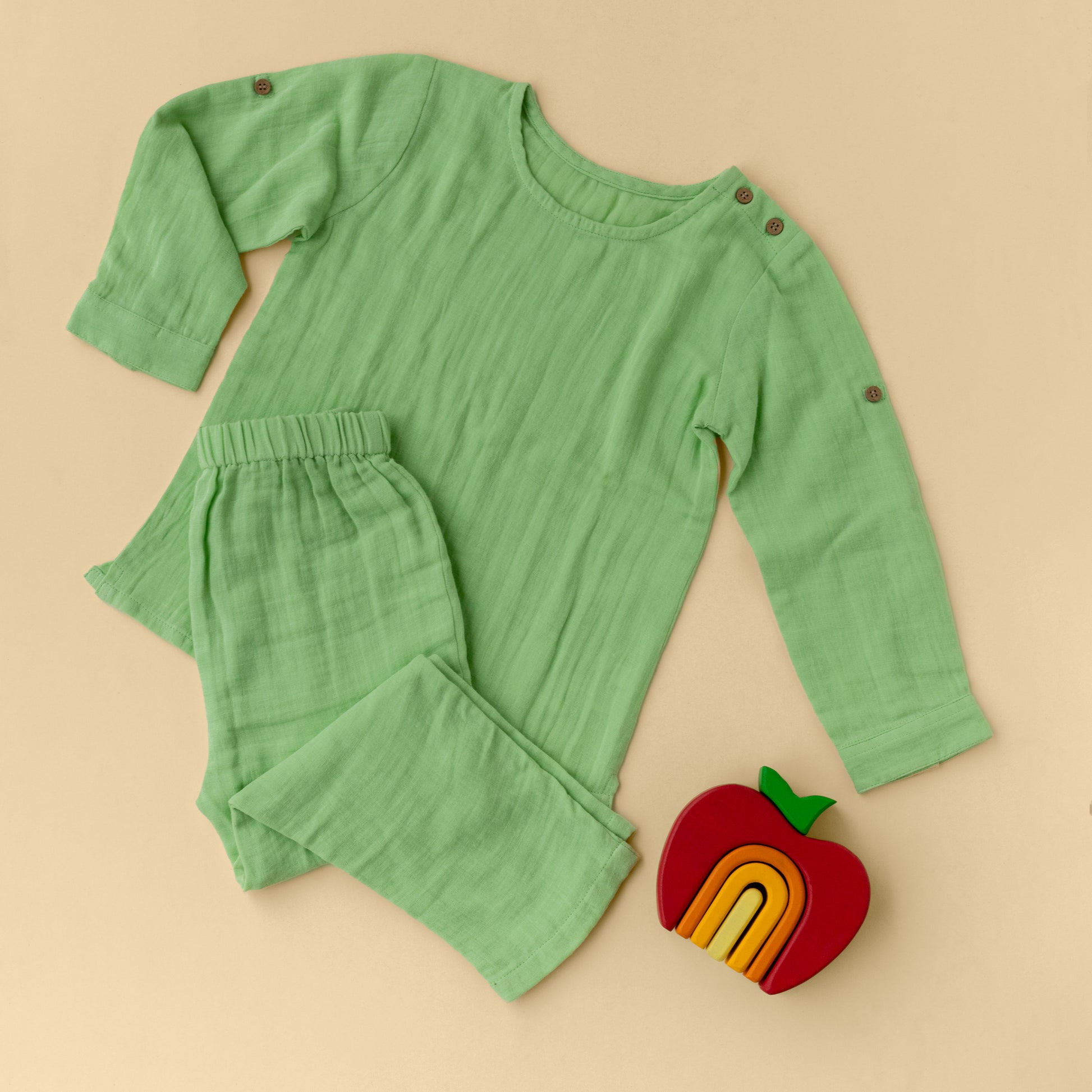 SEB WITH GREEN PAJAMA - GUBBACHHI