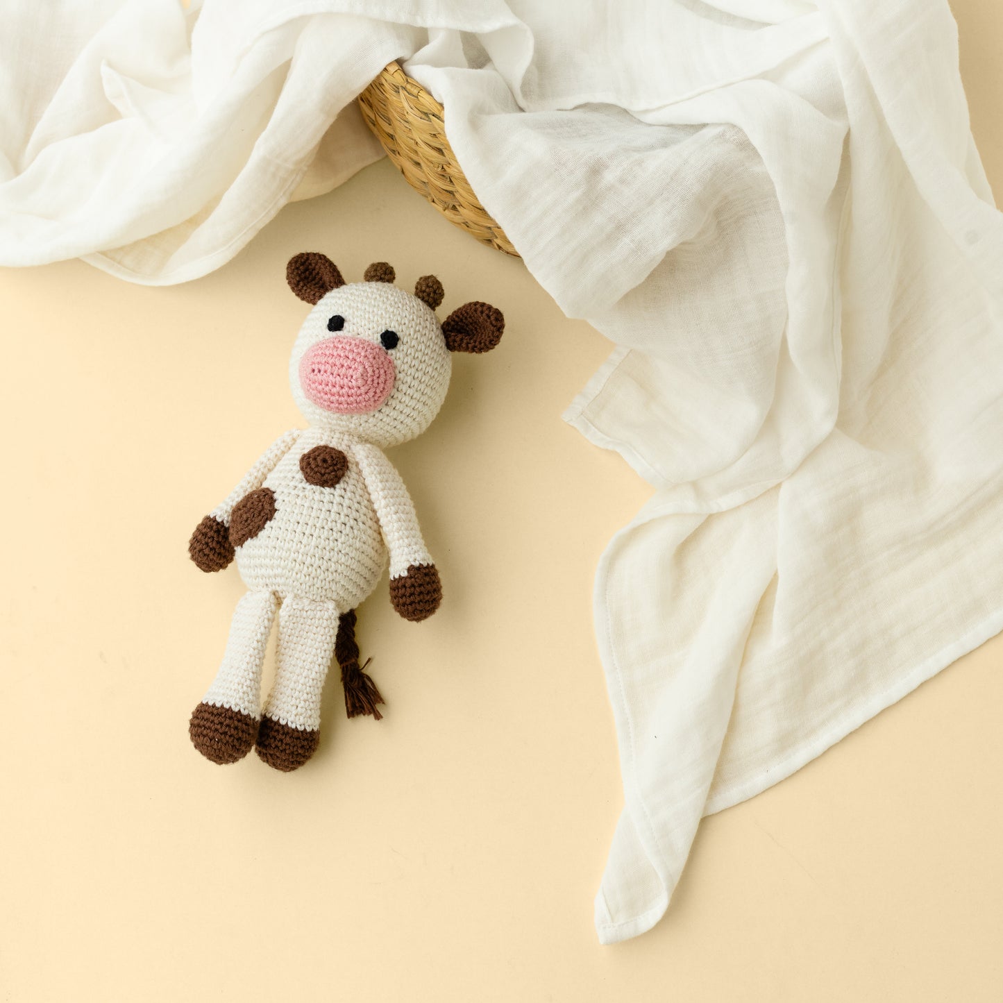 AMBA SOFT TOY WITH CREAM SWADDLE